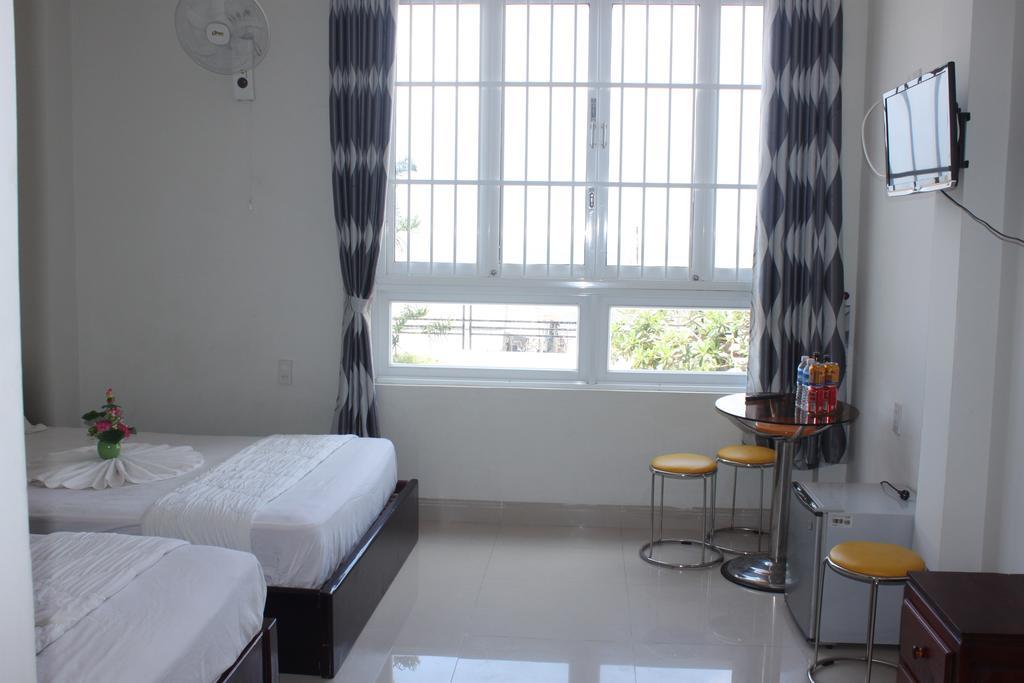 Minh Hung Hotel Mui Ne Room photo